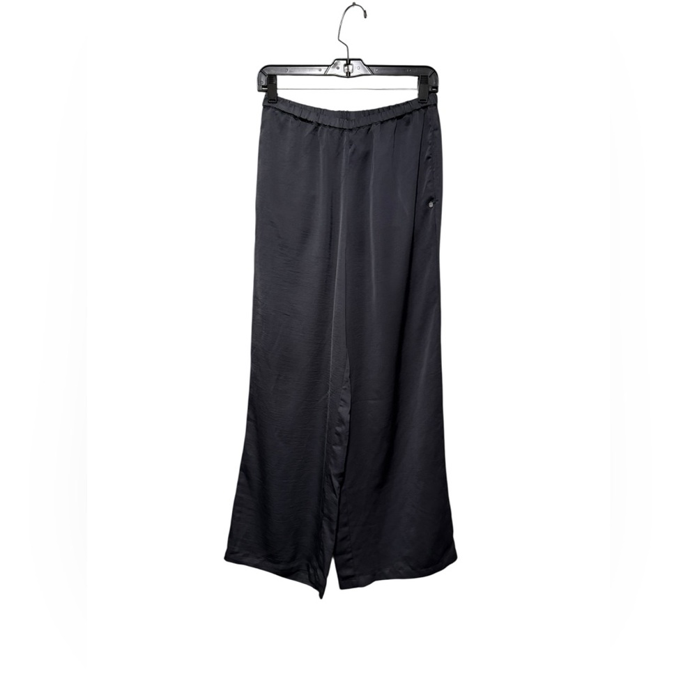 Fabletics EcoSatin Sleep Bottoms Pewter Gray Medium Silky Pajama Pants EUC